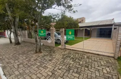 Casa com 3 quartos à venda na maura­cio lessa, 714, flórida, guaíba, 180 m2 por r$ 420.000