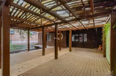 Casa comercial à venda na rua domingos martins, 1008, centro, canoas, 241 m2 por r$ 1.300.000