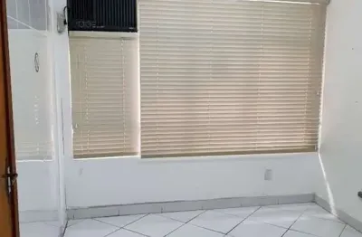 Sala comercial à venda na rua dos andradas, 1781, centro histórico, porto alegre, 43 m2 por r$ 170.000