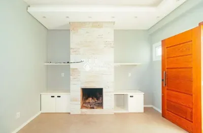 Casa com 3 quartos à venda na avenida agostini, 54, navegantes, porto alegre, 172 m2 por r$ 790.000