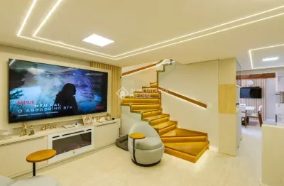 Casa em condomínio fechado com 3 quartos à venda na dos guamirins, 303, igara, canoas, 111 m2 por r$ 570.000