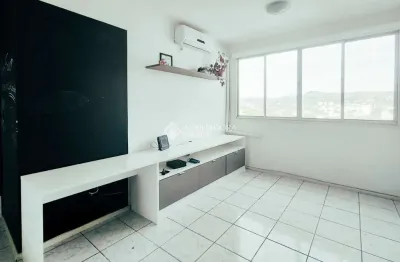 Apartamento com 2 quartos à venda na rua curupaiti, 1346, cristal, porto alegre, 62 m2 por r$ 420.000