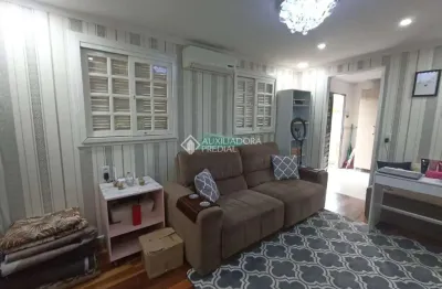 Casa com 2 quartos à venda na rua capistrano de abreu, 1483, niterói, canoas, 242 m2 por r$ 527.000