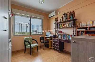 Apartamento com 3 quartos à venda na avenida victor barreto, 3056, centro, canoas, 122 m2 por r$ 320.000