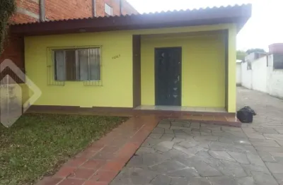 Casa com 3 quartos à venda na Rua Princesa Isabel, 1051, Fátima, Canoas, 168 m2 por R$ 392.000