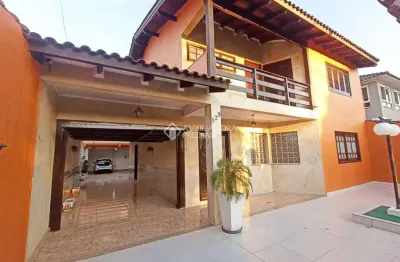 Casa com 3 quartos à venda na Rua Agenor Cornelli, 129, Centro, Canoas, 249 m2 por R$ 1.200.000