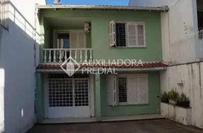 Casa em condomínio fechado com 4 quartos à venda na rua coronel antenor amorim, 93, bom jesus, porto alegre, 239 m2 por r$ 530.000