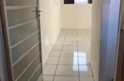 Apartamento com 2 quartos à venda na avenida adelino ferreira jardim, 80, rubem berta, porto alegre, 43 m2 por r$ 95.400