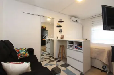 Apartamento com 1 quarto à venda na avenida palmira gobbi, 820, humaitá, porto alegre, 31 m2 por r$ 127.900