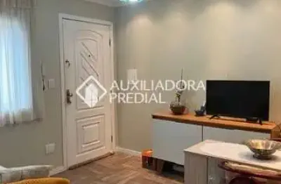 Apartamento com 2 quartos à venda na rua dos maias, 1449, rubem berta, porto alegre, 45 m2 por r$ 110.000