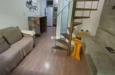 Casa em condomínio fechado com 1 quarto à venda na rua santo alfredo, 537, vila são josé, porto alegre, 41 m2 por r$ 163.000