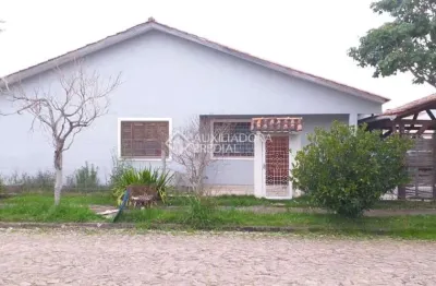 Casa com 3 quartos à venda na rua francisca prezzi bolognesi, 561, hípica, porto alegre, 170 m2 por r$ 360.000