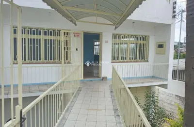 Casa com 5 quartos à venda na rua doutor malheiros, 60, santo antônio, porto alegre, 462 m2 por r$ 1.099.000