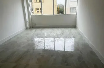 Sala comercial à venda na rua gomes jardim, 201, santana, porto alegre, 36 m2 por r$ 410.000