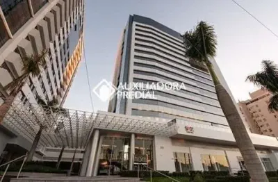 Sala comercial à venda na avenida doutor nilo peçanha, 3245, chácara das pedras, porto alegre, 32 m2 por r$ 425.000