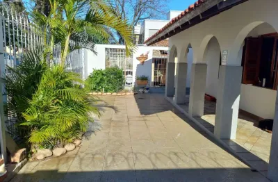 Casa com 3 quartos à venda na rua cangussu, 587, nonoai, porto alegre, 284 m2 por r$ 1.000.000