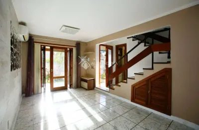 Casa com 3 quartos à venda na rua waldomiro schapke, 730, partenon, porto alegre, 123 m2 por r$ 610.000