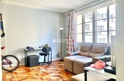 Apartamento com 2 quartos à venda na rua riachuelo, 1290, centro histórico, porto alegre, 63 m2 por r$ 320.000