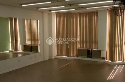 Sala comercial à venda na avenida érico veríssimo, 720, menino deus, porto alegre, 36 m2 por r$ 180.000