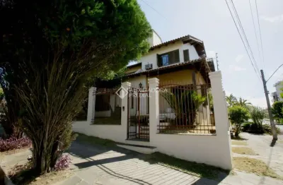 Casa em condomínio fechado com 4 quartos à venda na rua dona adda mascarenhas de moraes, 1457, jardim itu sabará, porto alegre, 338 m2 por r$ 1.750.000
