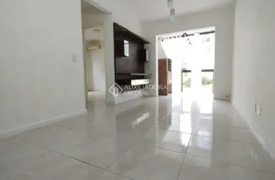 Apartamento com 2 quartos à venda na rua marcone, 420, partenon, porto alegre, 63 m2 por r$ 320.000