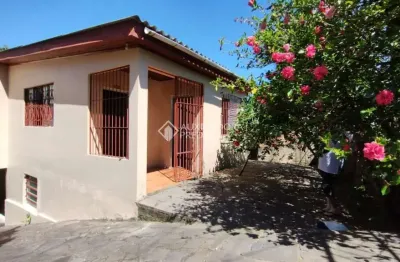 Casa com 3 quartos à venda na antônio josé de santana, 1127, lomba do pinheiro, porto alegre, 300 m2 por r$ 250.000