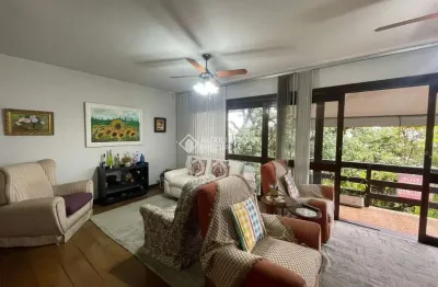 Apartamento com 3 quartos para alugar na rua dona ondina, 180, menino deus, porto alegre, 134 m2 por r$ 4.500