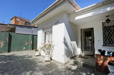 Casa com 3 quartos à venda na avenida icaraí, 390, cristal, porto alegre, 200 m2 por r$ 890.000