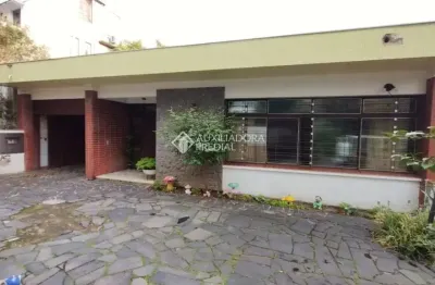 Casa com 4 quartos à venda na avenida engenheiro ludolfo boehl, 461, teresópolis, porto alegre, 243 m2 por r$ 730.000