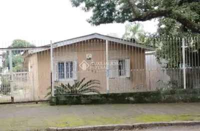 Casa com 3 quartos à venda na avenida engenheiro ludolfo boehl, 453, teresópolis, porto alegre, 243 m2 por r$ 540.000