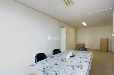 Sala comercial para alugar na travessa francisco de leonardo truda, 40, centro histórico, porto alegre, 75 m2 por r$ 1.500