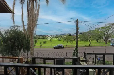 Casa com 3 quartos à venda na rua do pampa, 100, costa e silva, porto alegre, 155 m2 por r$ 795.000