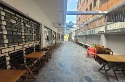 Sala comercial à venda na avenida independência, 330, independência, porto alegre, 31 m2 por r$ 110.000