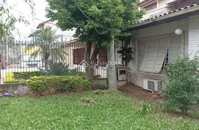 Casa com 3 quartos à venda na avenida joão xxiii, 106, são sebastião, porto alegre, 143 m2 por r$ 750.000