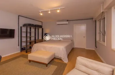 Apartamento com 1 quarto à venda na rua general lima e silva, 861, centro histórico, porto alegre, 32 m2 por r$ 255.000