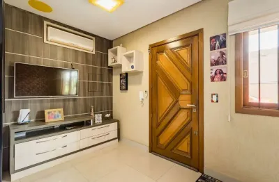 Casa em condomínio fechado com 2 quartos à venda na avenida outeiro, 83, coronel aparício borges, porto alegre, 77 m2 por r$ 360.000