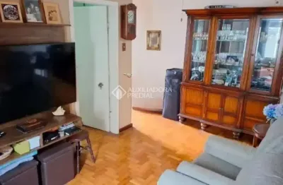 Casa com 2 quartos à venda na rua gomes jardim, 527, santana, porto alegre, 90 m2 por r$ 550.000
