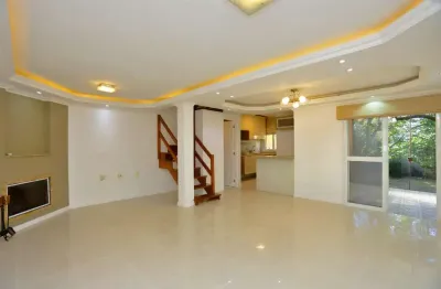 Casa em condomínio fechado com 3 quartos à venda na rua adão gregory, 155, mário quintana, porto alegre, 263 m2 por r$ 530.000