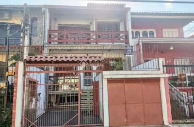 Casa com 4 quartos à venda na rua terezinha turcato, 499, costa e silva, porto alegre, 175 m2 por r$ 499.000