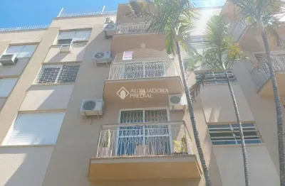 Apartamento com 2 quartos à venda na rua general gomes carneiro, 1021, medianeira, porto alegre, 57 m2 por r$ 247.000