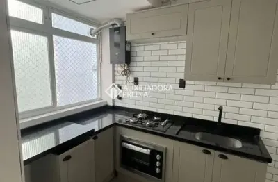 Kitnet / stúdio para alugar na rua general bento martins, 542, centro histórico, porto alegre, 32 m2 por r$ 1.750