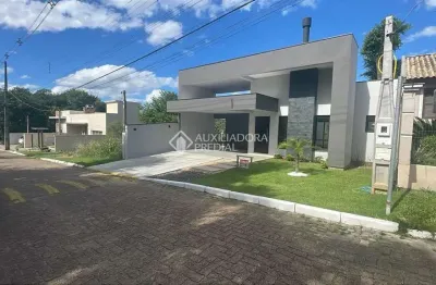 Casa em condomínio fechado com 3 quartos à venda na Rua Cedro, 233, São Lucas, Viamão, 170 m2 por R$ 890.000