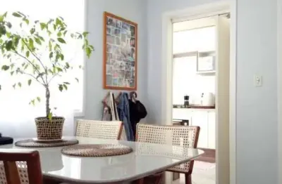 Apartamento com 3 quartos à venda na rua washington luiz, 608, centro histórico, porto alegre, 73 m2 por r$ 360.000