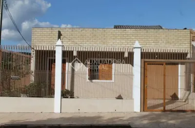 Casa em condomínio fechado com 3 quartos à venda na rua carlos ribeiro da silva, 194, partenon, porto alegre, 200 m2 por r$ 740.000