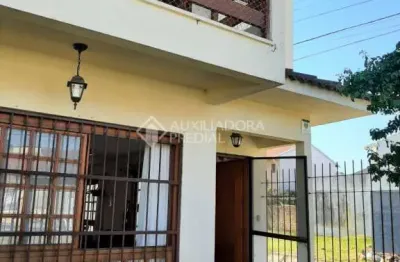 Casa com 3 quartos à venda na rua doutor hermes pacheco, 881, hípica, porto alegre, 125 m2 por r$ 500.000