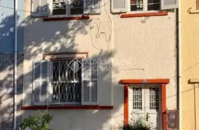 Casa com 3 quartos à venda na rua dom joão vi, 233, medianeira, porto alegre, 150 m2 por r$ 285.000