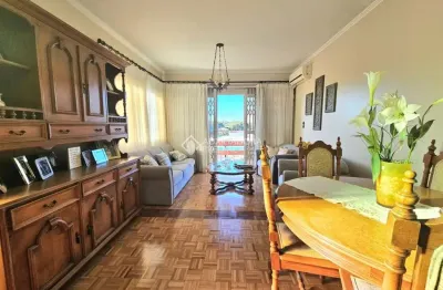 Casa com 4 quartos à venda na rua teófilo otoni, 67, partenon, porto alegre, 246 m2 por r$ 650.000