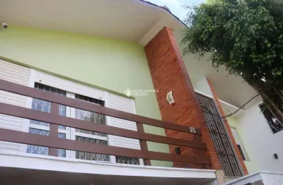 Casa com 3 quartos à venda na rua vladimir herzog, 35, jardim carvalho, porto alegre, 253 m2 por r$ 650.000