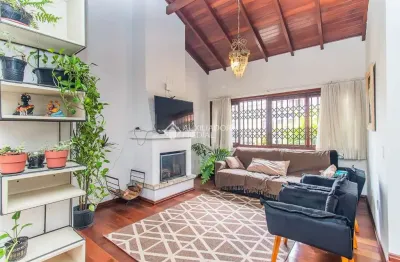 Casa com 4 quartos à venda na rua ludwig jacob hubler, 22, jardim itu sabará, porto alegre, 390 m2 por r$ 2.500.000