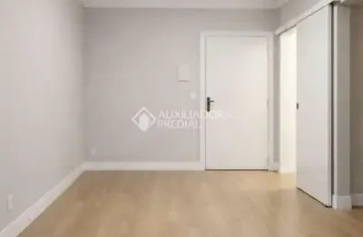 Apartamento com 1 quarto à venda na Rua General Cipriano Ferreira, 510, Centro Histórico, Porto Alegre, 27 m2 por R$ 180.000